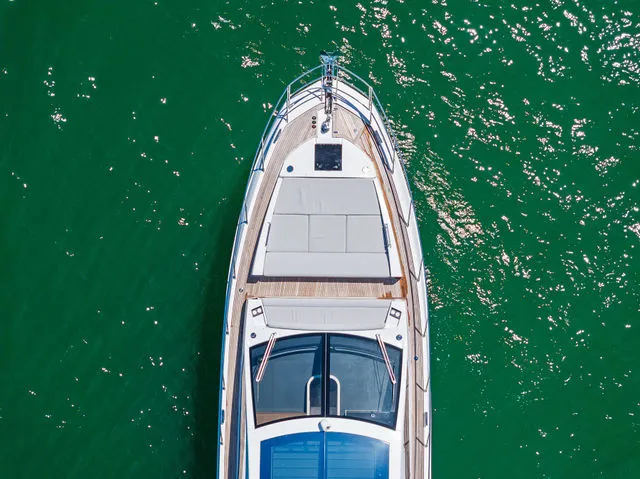 Slide: The Image of Azimut S6 2025 - 101