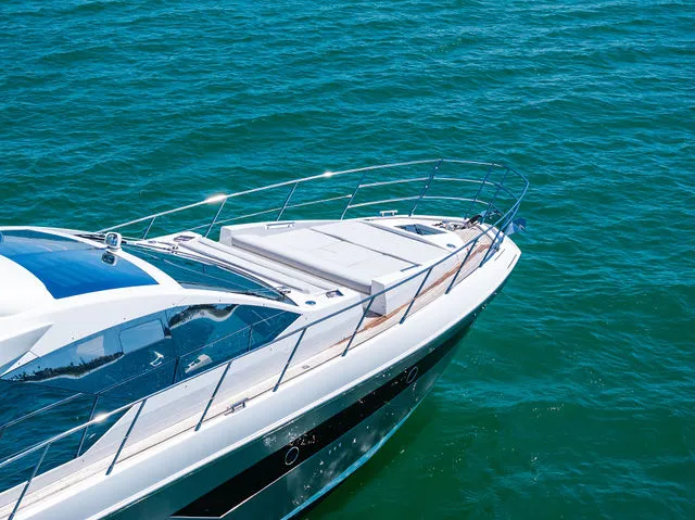 Slide: The Image of Azimut S6 2025 - 107