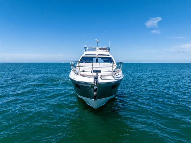 Slide: The Image of Azimut S6 2025 - 108