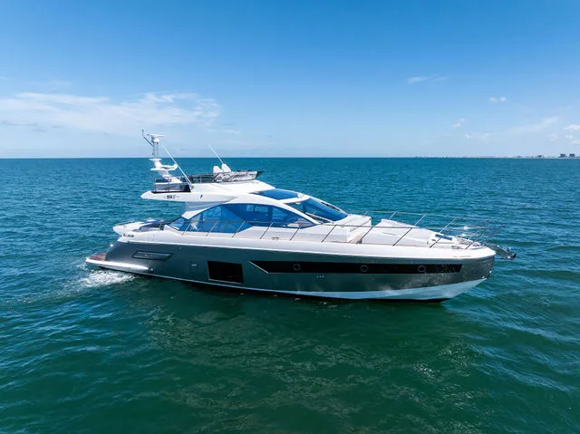 Slide: The Image of Azimut S6 2025 - 109