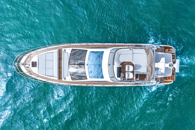 Slide: The Image of Azimut S6 2025 - 4951398