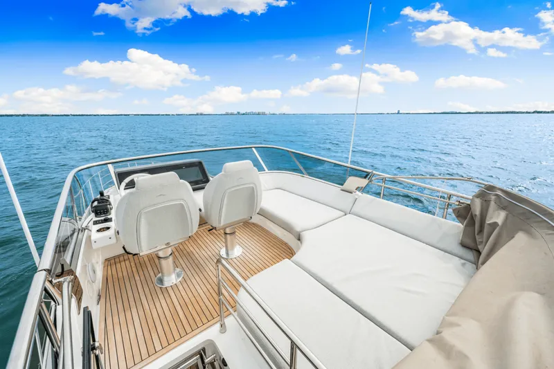 Slide: The Image of Azimut S6 2025 - 4951452