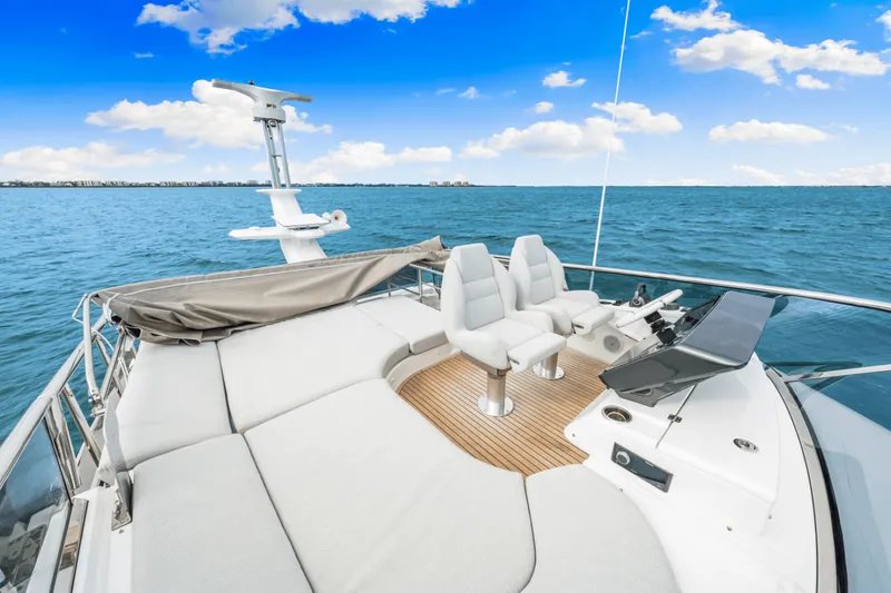 Slide: The Image of Azimut S6 2025 - 4951456