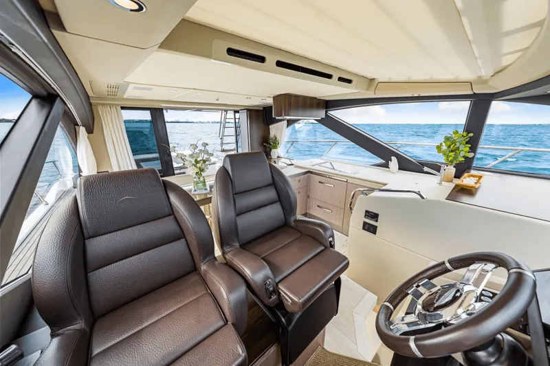 Slide: The Image of Azimut S6 2025 - 4951471