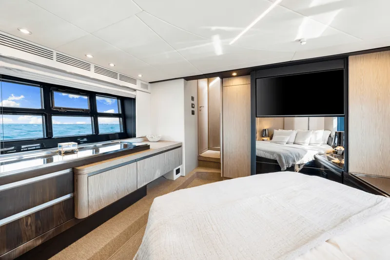 Slide: The Image of Azimut S6 2025 - 4951477