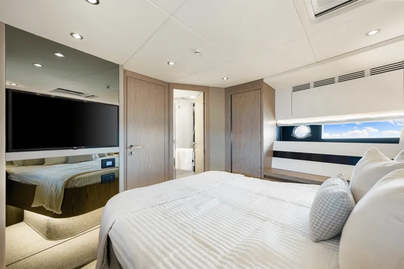 Slide: The Image of Azimut S6 2025 - 4951482