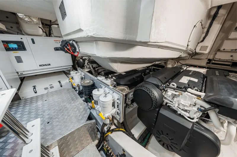 Slide: The Image of Azimut S6 2025 - 4951487