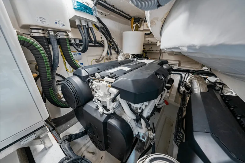 Slide: The Image of Azimut S6 2025 - 4951489