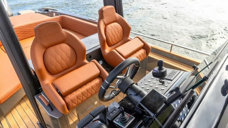 Slide: The Image of 40Stradivari43_web 117 - 4862493