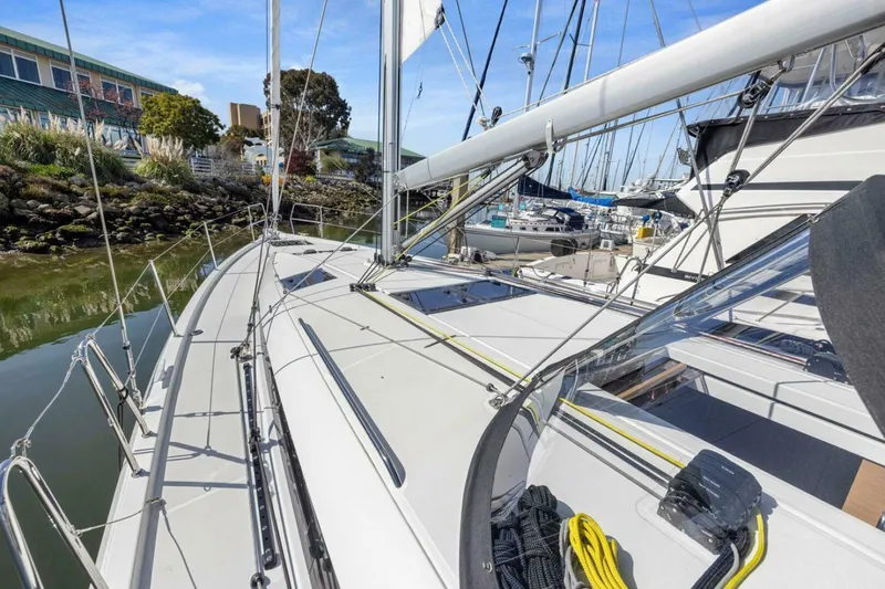 Slide: The Image of Jeanneau Sun Odyssey 440 2022 - 4862542