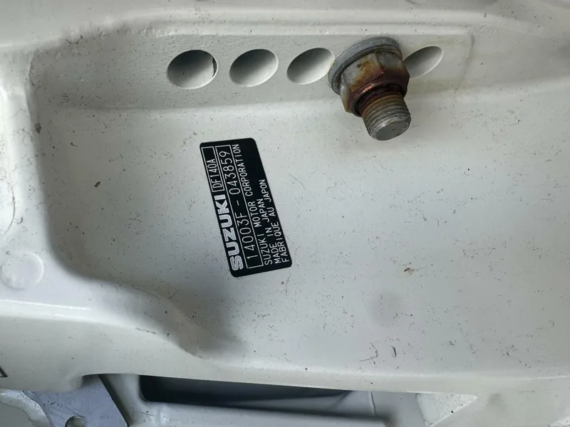 Slide: The Image of Hurricane SunDeck Sport 188-OB 2021 - 4863862