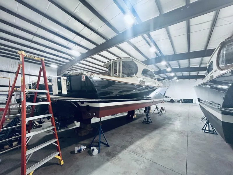 Slide: The Image of Hinckley Talaria 44 Motor Yacht 2005 - 4864279