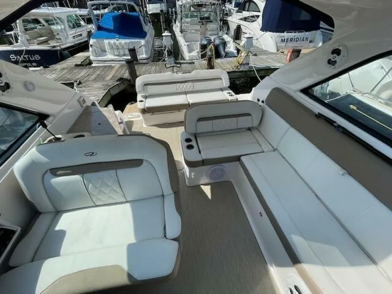 Slide: The Image of Regal 35 SPORT COUPE 2018 - 4865113