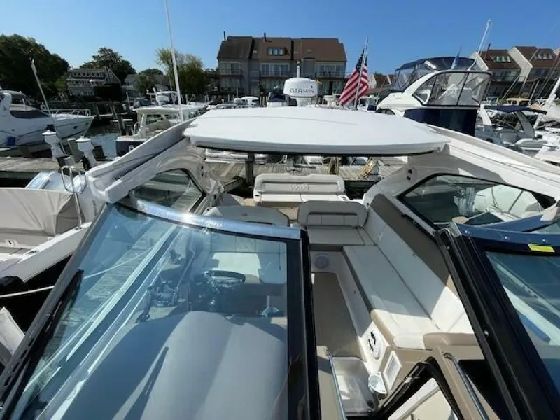 Slide: The Image of Regal 35 SPORT COUPE 2018 - 4865115