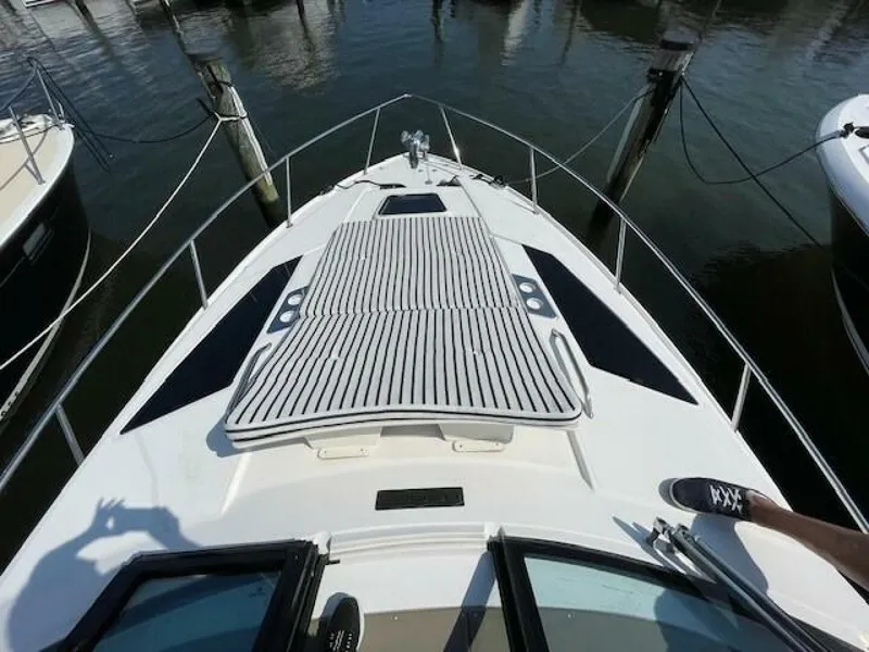 Slide: The Image of Regal 35 SPORT COUPE 2018 - 4865119