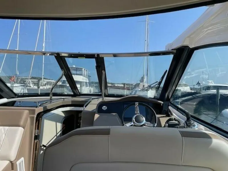 Slide: The Image of Regal 35 SPORT COUPE 2018 - 4865139