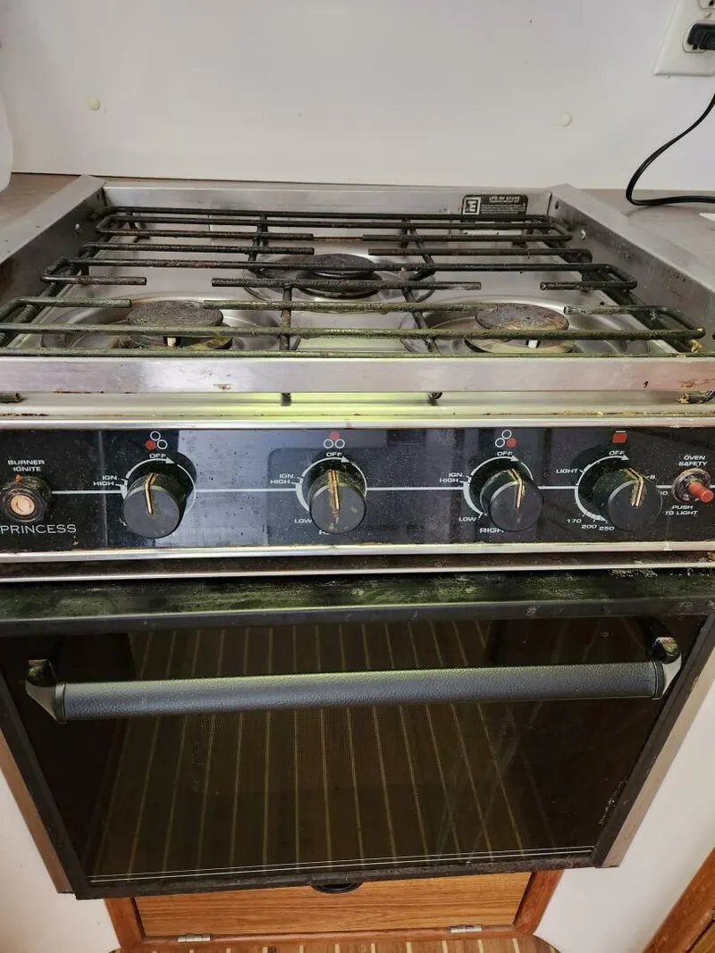 Slide: The Image of Manta 42 2000 - 4867236