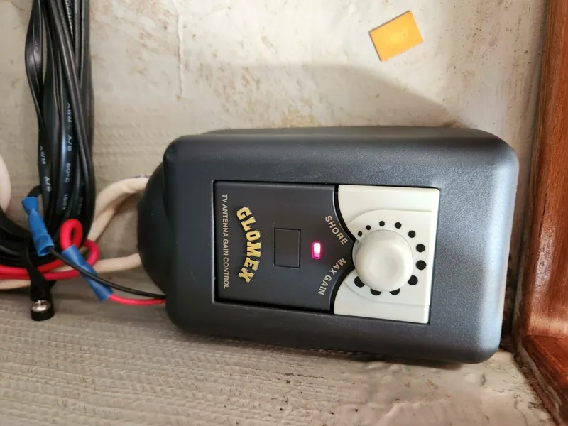 Slide: The Image of Manta 42 2000 - 4867245