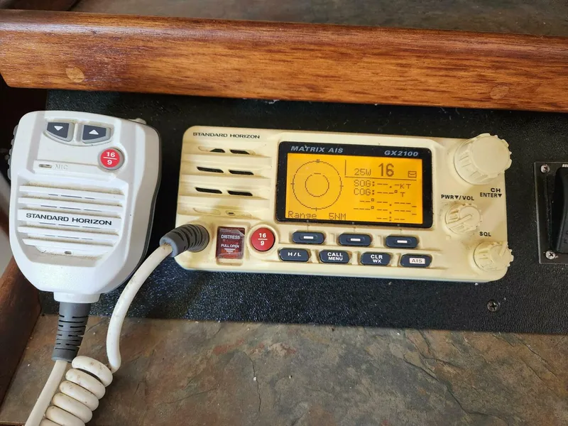 Slide: The Image of Manta 42 2000 - 4867249