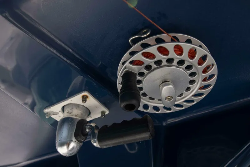 Slide: The Image of 2009 Everglades 35 Center Console Outta Hand - 4867494