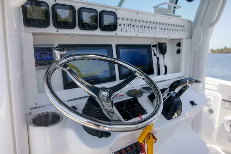 Slide: The Image of 2009 Everglades 35 Center Console Outta Hand - 4867499