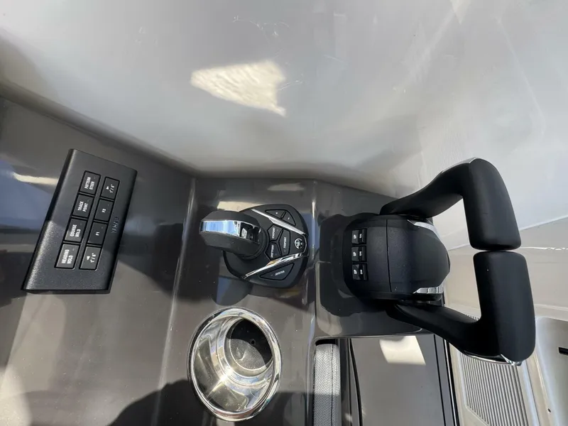 Slide: The Image of Pursuit DC 365 Dual Console 2024 - 4867711