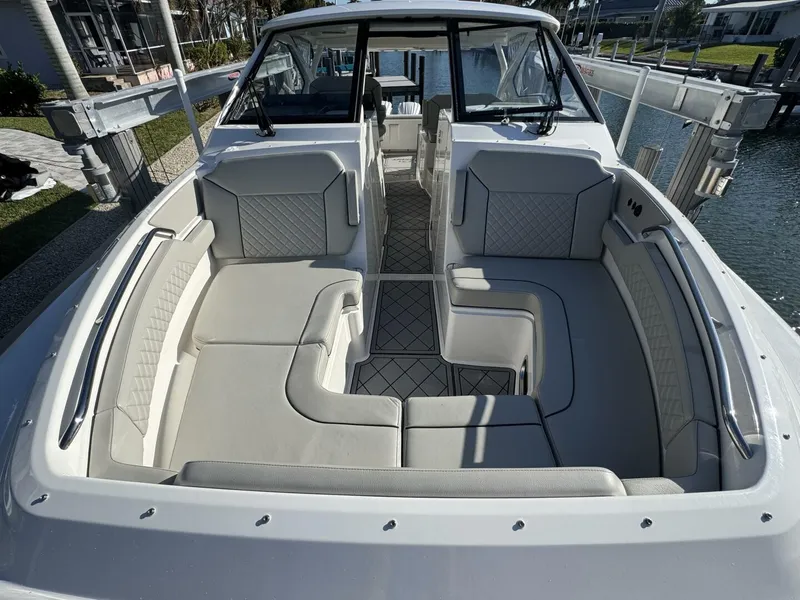 Slide: The Image of Pursuit DC 365 Dual Console 2024 - 4867692