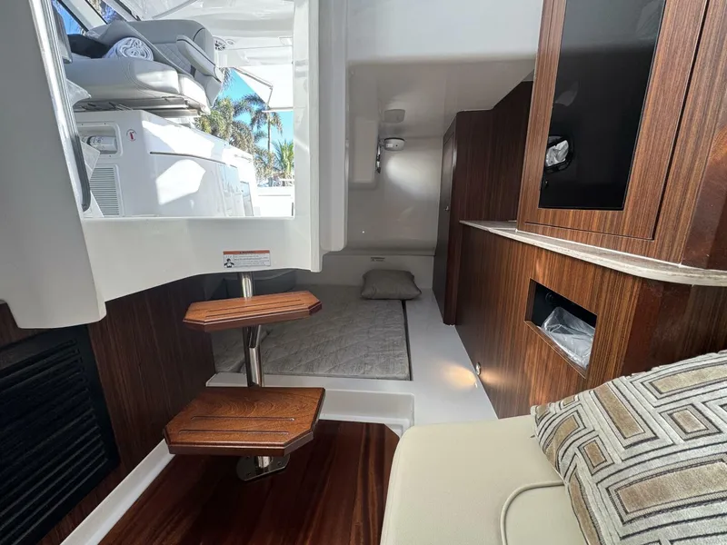 Slide: The Image of Pursuit DC 365 Dual Console 2024 - 4867699