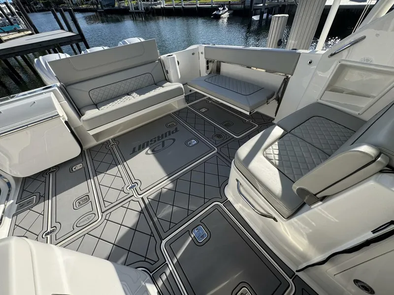 Slide: The Image of Pursuit DC 365 Dual Console 2024 - 4867717