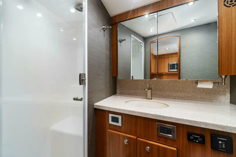 Slide: The Image of 2021 Viking 38 Billfish Fin Planner II - 4867737