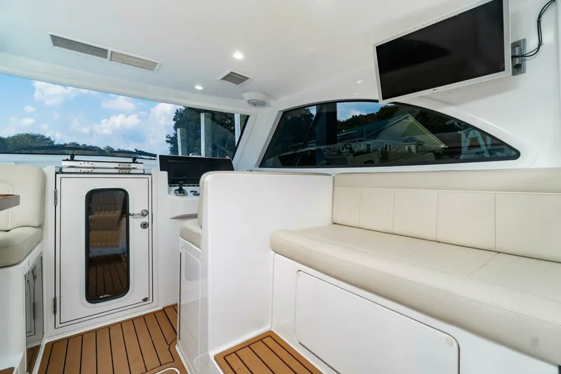 Slide: The Image of 2021 Viking 38 Billfish Fin Planner II - 4867740