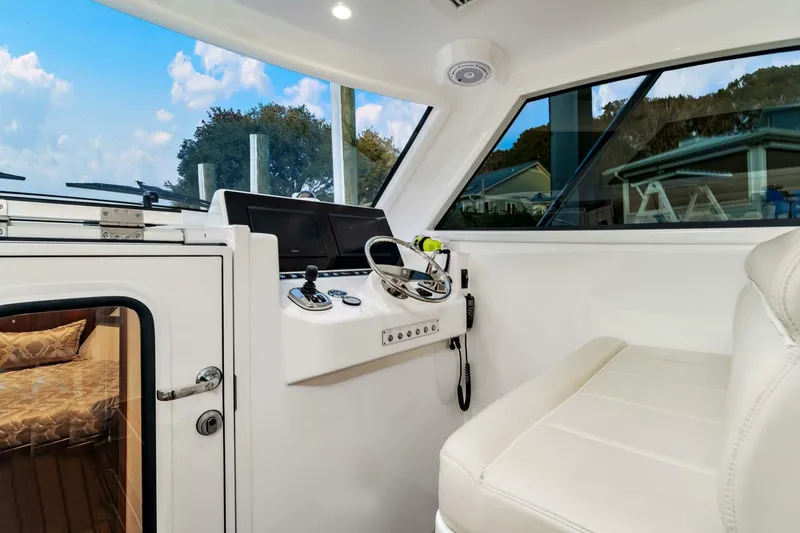 Slide: The Image of 2021 Viking 38 Billfish Fin Planner II - 4867741