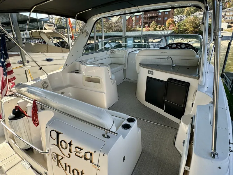 Slide: The Image of Rinker 342 Fiesta Vee 2004 - 4868124