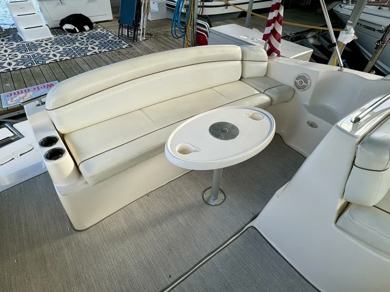 Slide: The Image of Rinker 342 Fiesta Vee 2004 - 4868188