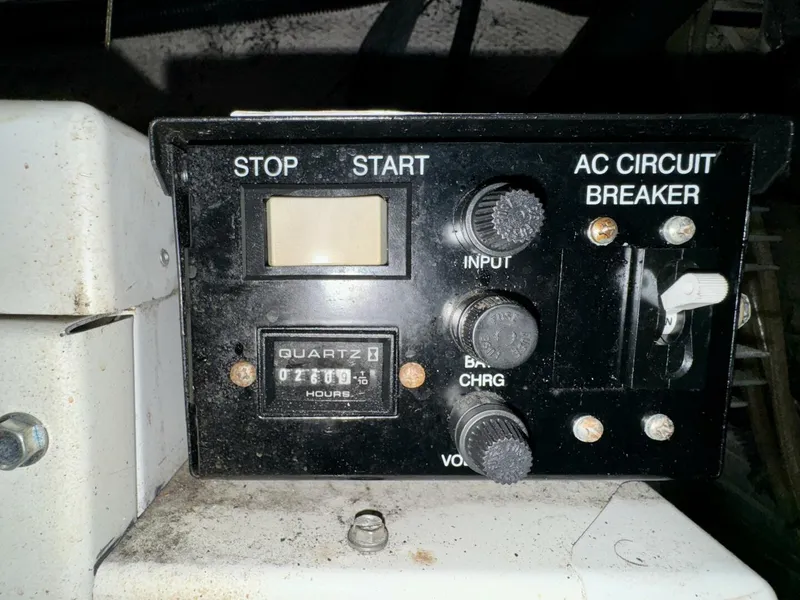 Slide: The Image of Rinker 342 Fiesta Vee 2004 - 4868202