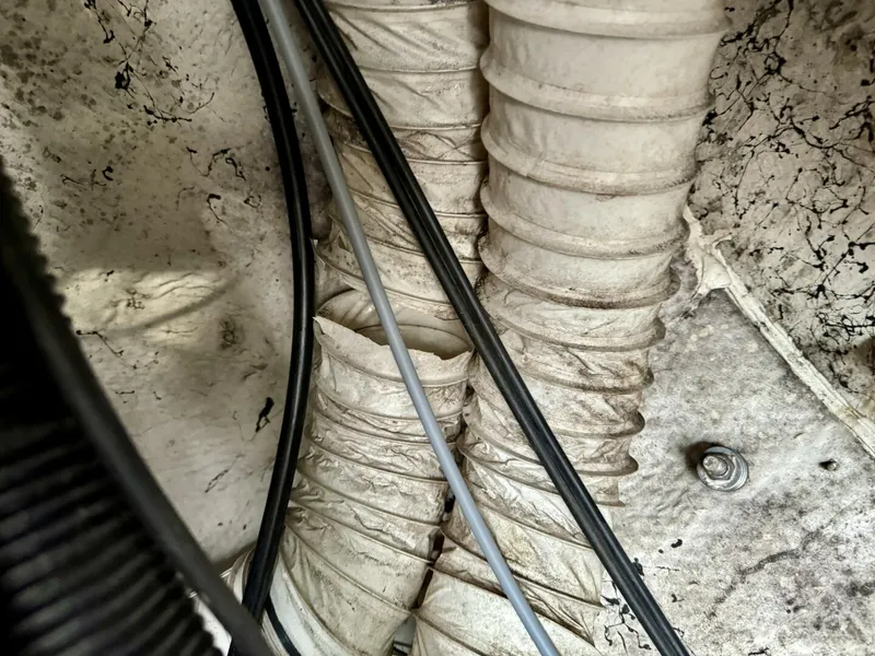 Slide: The Image of Rinker 342 Fiesta Vee 2004 - 4868204