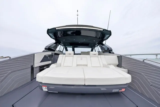 Slide: The Image of Cruisers 42 GLS OB 2023 - 58
