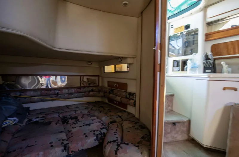 Slide: The Image of Sea Ray 420 Sundancer 1990 - 4869040