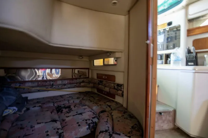 Slide: The Image of Sea Ray 420 Sundancer 1990 - 7515339