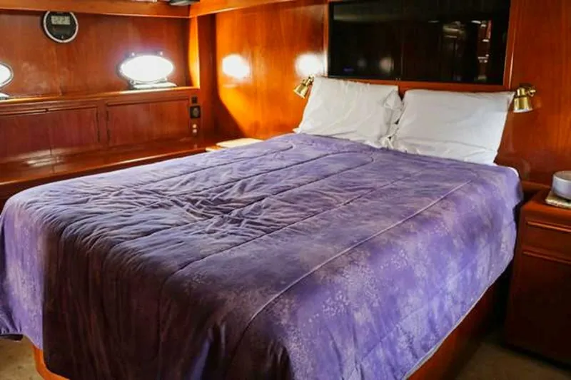 Slide: The Image of Ocean Alexander Cockpit Motor Yacht 54 1988 - 4869540
