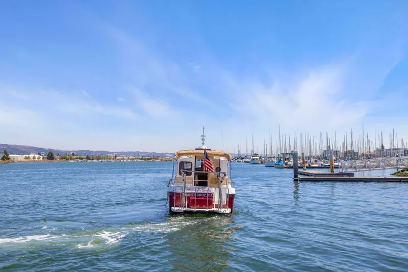 Slide: The Image of Ranger Tug R-27 2014 - 4869552