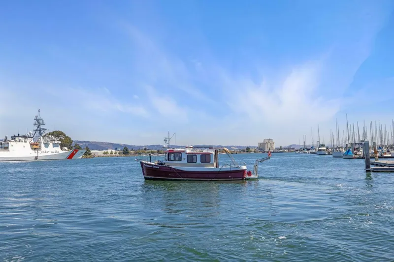 Slide: The Image of Ranger Tug R-27 2014 - 4869553