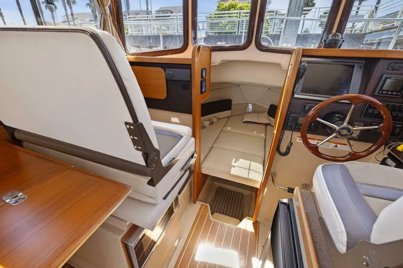 Slide: The Image of Ranger Tug R-27 2014 - 4869583