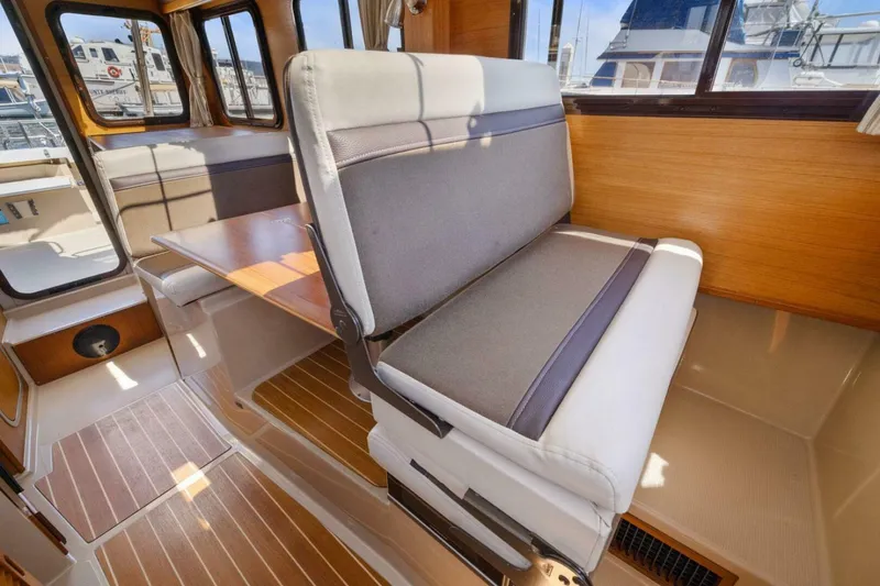 Slide: The Image of Ranger Tug R-27 2014 - 4869584