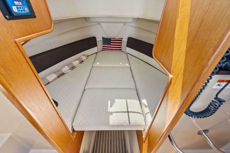 Slide: The Image of Ranger Tug R-27 2014 - 4869586