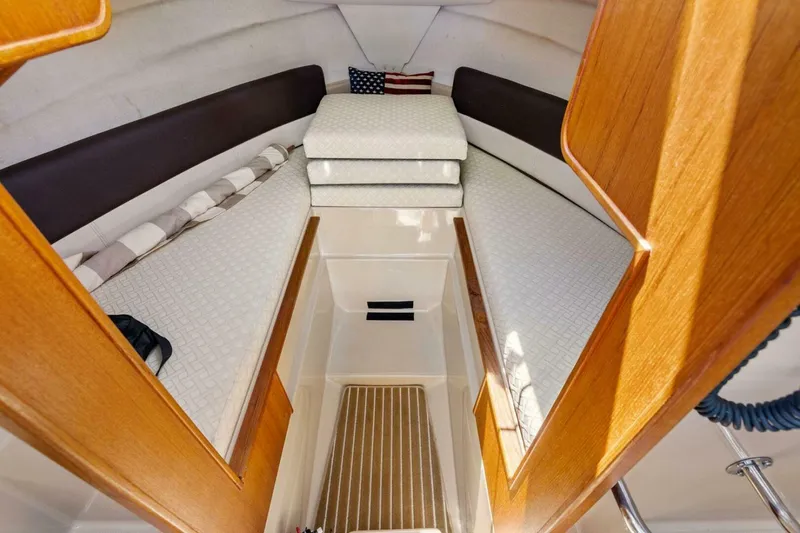 Slide: The Image of Ranger Tug R-27 2014 - 4869587