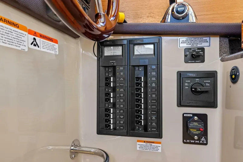 Slide: The Image of Ranger Tug R-27 2014 - 4869591