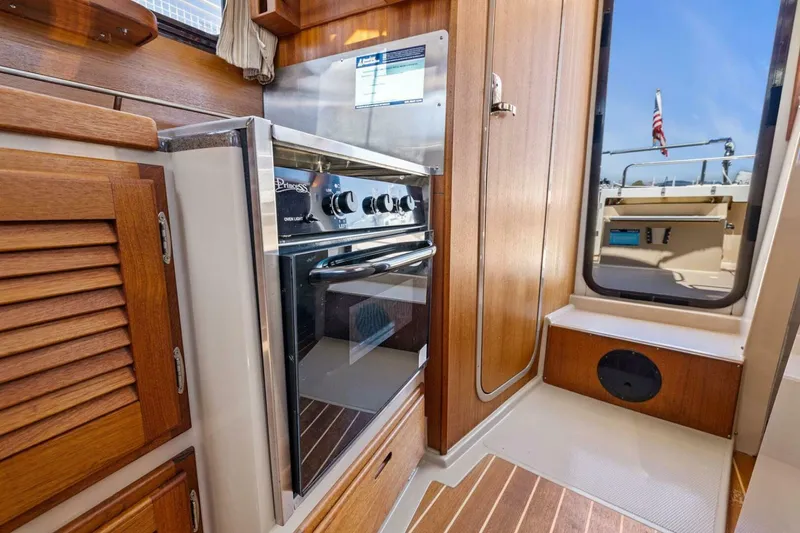 Slide: The Image of Ranger Tug R-27 2014 - 4869592