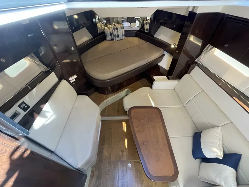 Slide: The Image of 2019 Sundancer 350 Coupe - 5014208