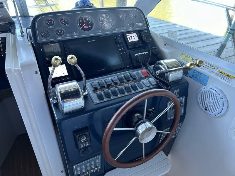 Slide: The Image of 2003 Tiara Yachts 2900 Coronet Tide Over - 4870642